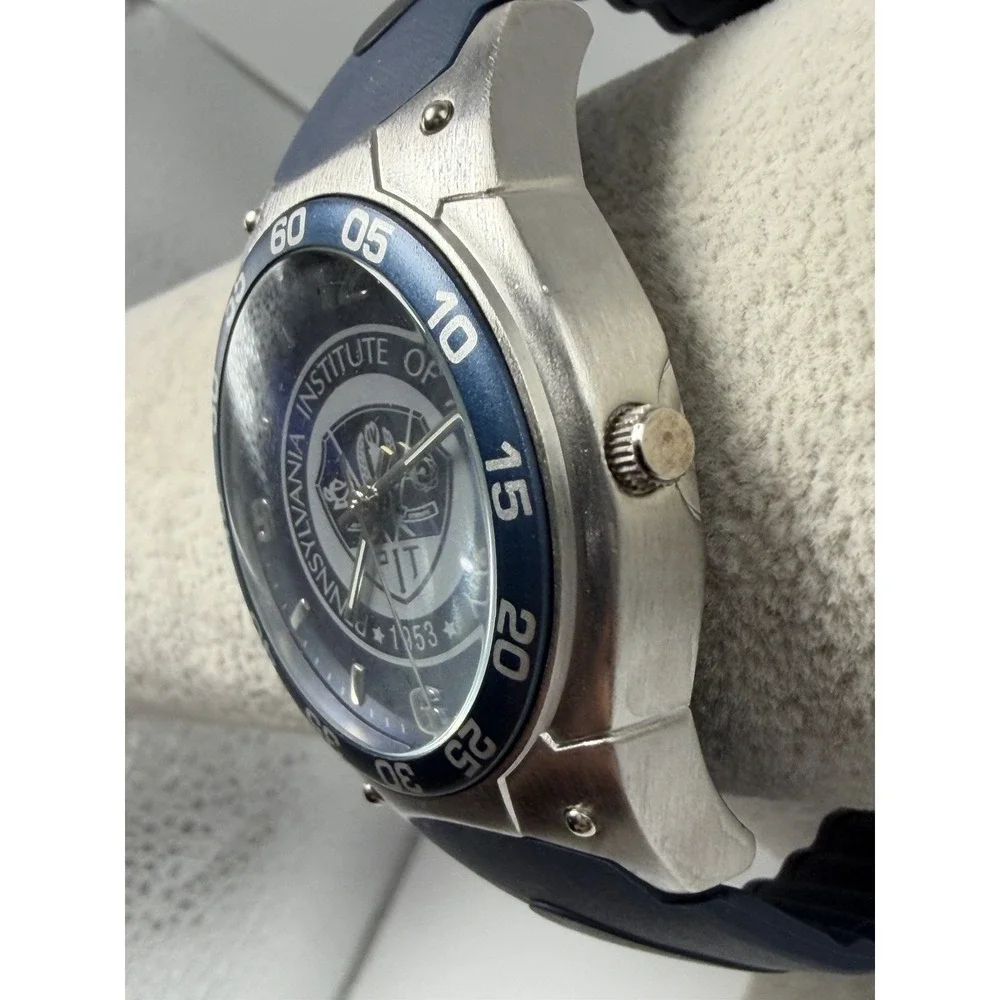 Europa Pennsylvania Institute Of Technology Mens Watch New‎ Battery 40MM 8